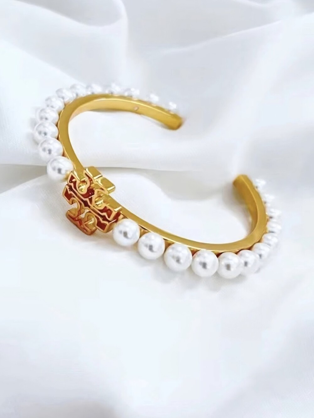 TORY BURCH Kira Gold Pearl Cuff Bangle. Small